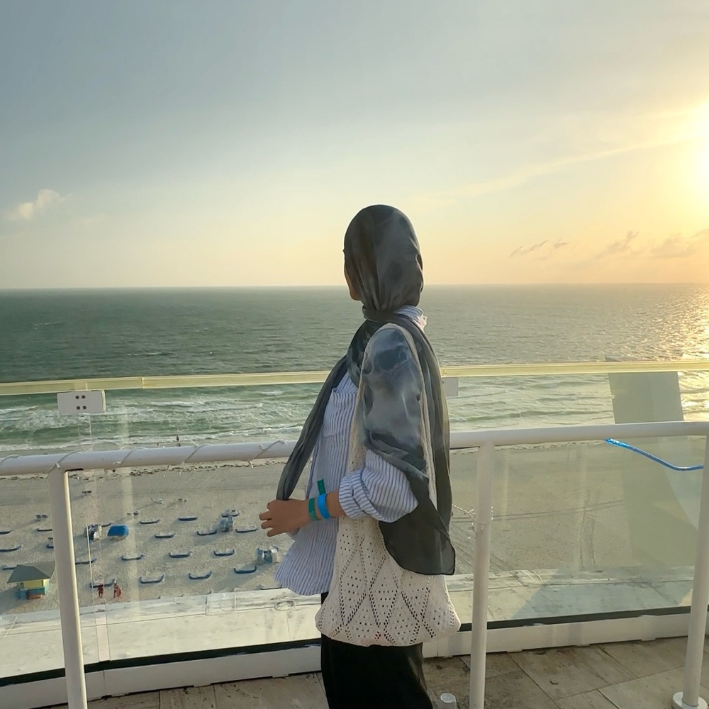 Meet your Posher, Marooba